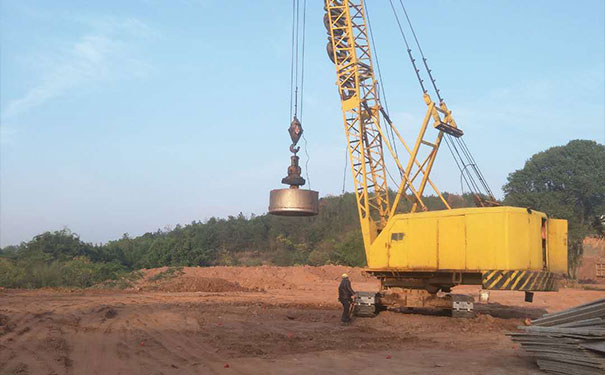 张家界预成孔深层夯实与高镇方压实场地强夯是什么