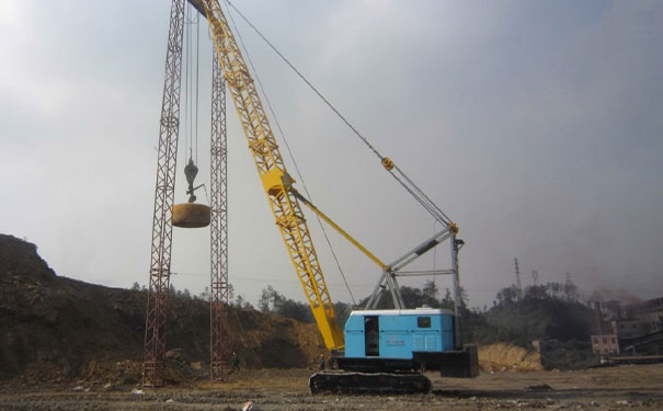 张家界强夯地基工程处理时专业强夯队伍如何选择夯锤