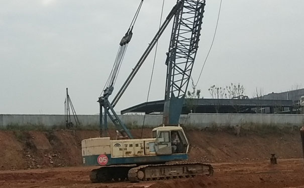 张家界强夯施工技术中动力置换和动力固结的特点